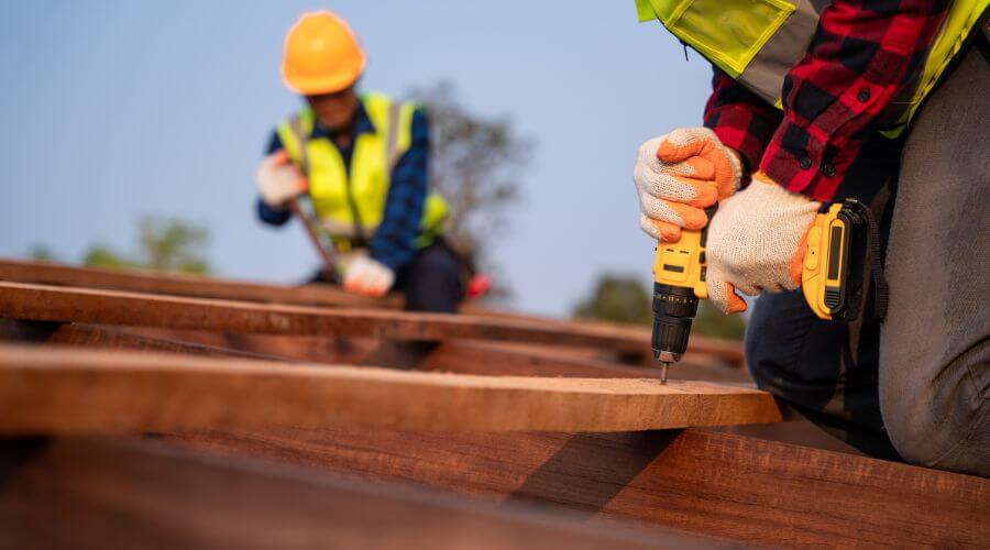 Expert Emergency Roof Repairs services in Crowder, MS